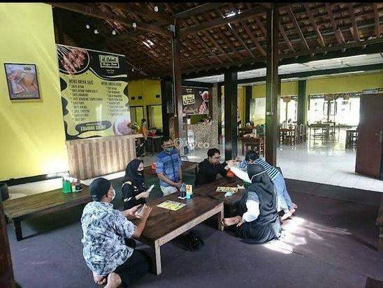 Ruang Usaha Ex Resto di Ambarketawang, Gamping
