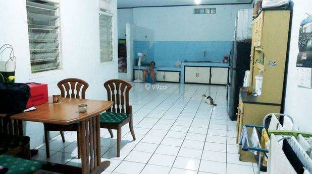 Rumah tinggal plus klinik dan kosan
