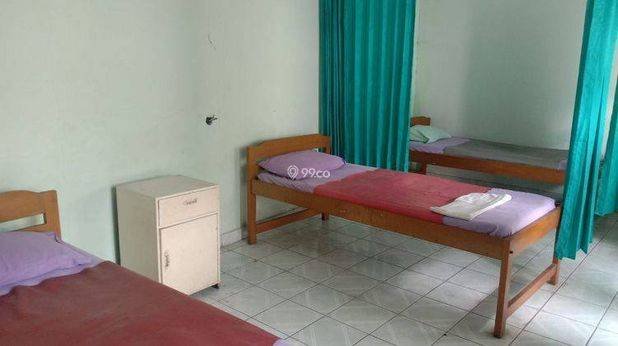 Rumah tinggal plus klinik dan kosan