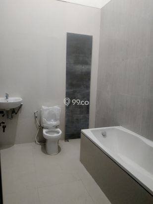 Rumah Mewah Siap Huni Dalam Kota Jombang