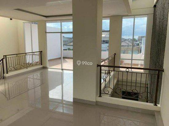 Rumah Baru Pantai Indah Kapuk (200M2) Full Renov 