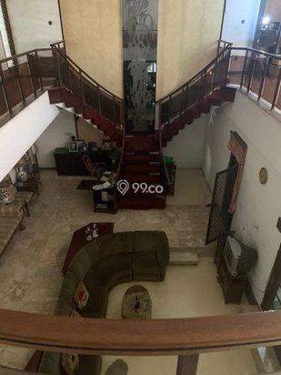 RUMAH DI KELAPA GADING 