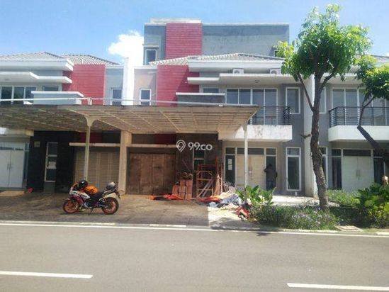 Rumah di jual di green lake city Tangerang 