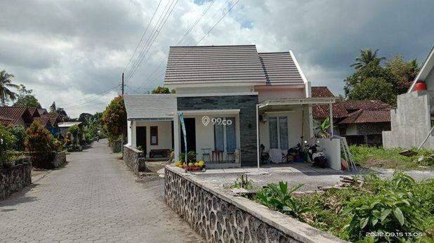 RUMAH CANTIK MURAH TANAH LUAS DI TEMPEL SLEMAN
