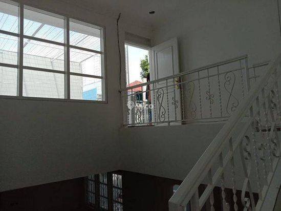 Rumah Cantik Di Kota Wisata, Cibubur, Jawa Barat