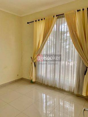 Jual Rumah Siap Huni dan Nyaman Grha Candi Golf Semarang–5192