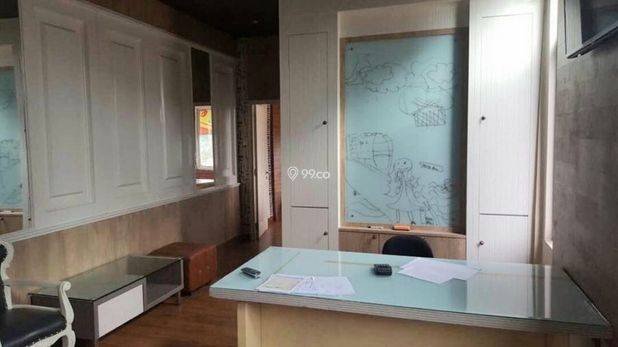 Dijual Ruko Siap Pakai 3 Lantai Posisi Hoek Di Ruko Bizhub.