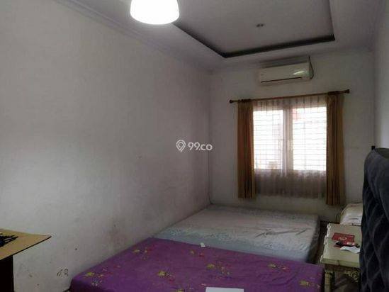 RUMAH DI TAMAN SURYA JAKARTA BARAT