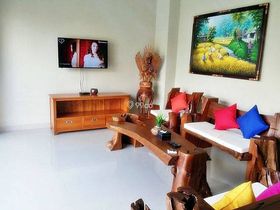 VILLA ASRI DAN LINGKUNGAN SANGAT PRIVATE DI CANGGU