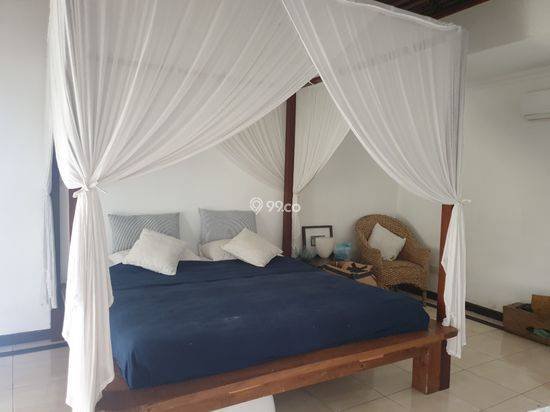 Tropical Balinese Freehold Villa Walking Distance To The Beach