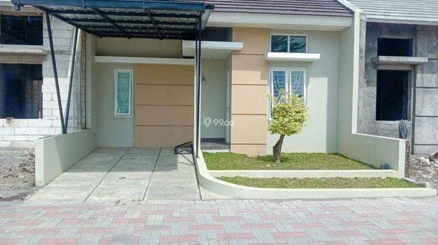 RUMAH SIAP HUNI MURAH FREE SEMUA BIAYA DI PLUNENG