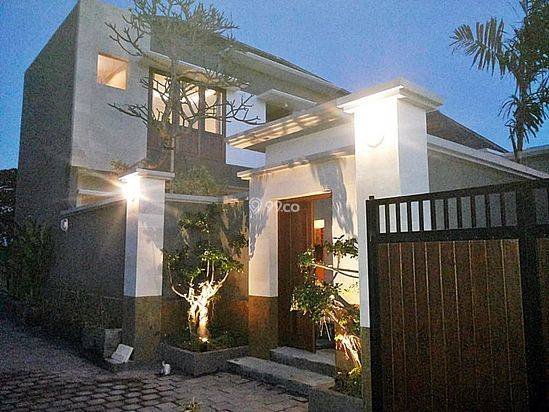 VILLA ASRI DAN LINGKUNGAN SANGAT PRIVATE DI CANGGU