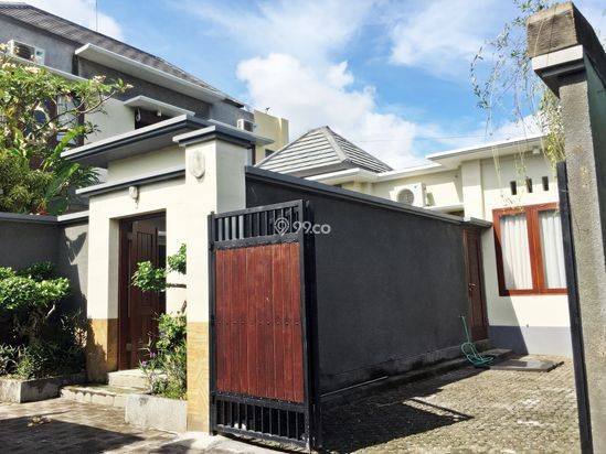 VILLA ASRI DAN LINGKUNGAN SANGAT PRIVATE DI CANGGU