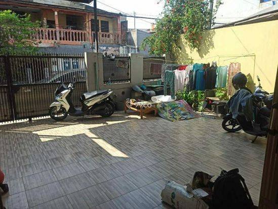 Rumah Di Jalan Utama Cengkareng Jakarta Barat