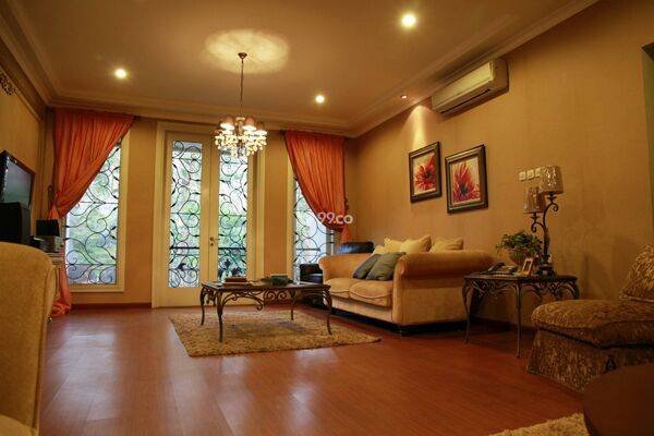 Rumah 5 KT 3 KM View Gunung di BSD Victoria Park Lane, Tangerang