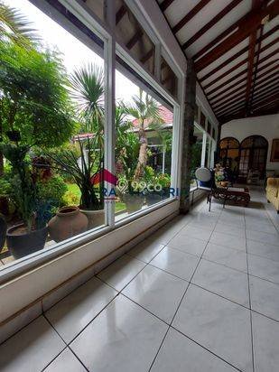 Turun harga murah rumah tua Jl. Hang Jebat