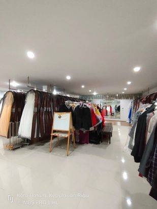 2 UNIT RUKO NAGOYA NEWTON (GANDENG) LOKASI SANGAT RAMAI