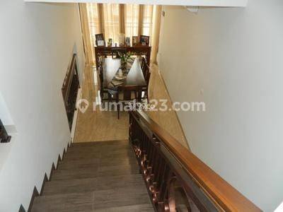 Rumah Modern Cilandak Sebrang Citos, SHM, 3 Lantai, 4.2M