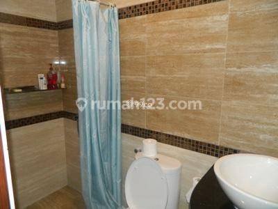 Rumah Modern Cilandak Sebrang Citos, SHM, 3 Lantai, 4.2M