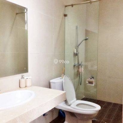 RUMAH MEWAH 3 LANTAI DI DAERAH ELITE RENON