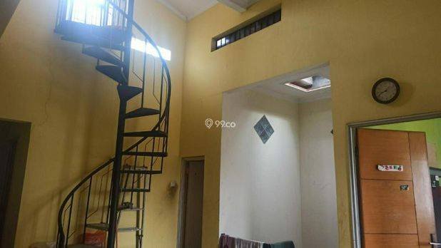 Rumah Di Jalan Utama Cengkareng Jakarta Barat