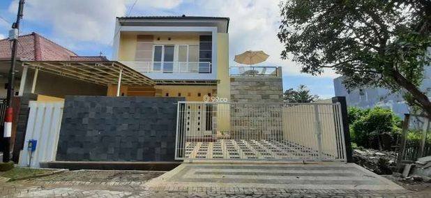 Di jual rumah di araya PBI blimbing kawasan elite di kota mala