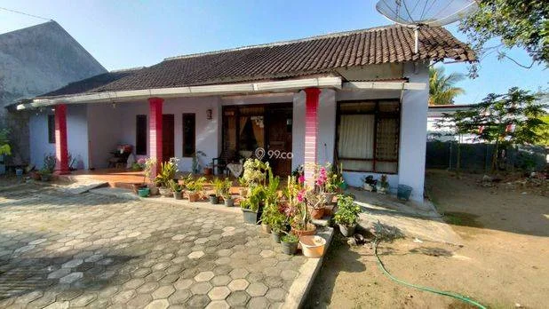 JUAL RUMAH BONUS TANAH LUAS DI TAWANGBRAK GARUM BLITAR