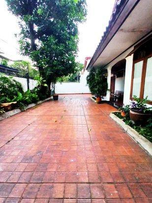 Rumah Bagus Di Huk Jalan Lebar Di Cipete Jakarta Selatan