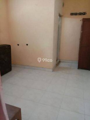 KOST DIJUAL: K141 2 lantai UMS Solo harga 2,5M ada rumah induk