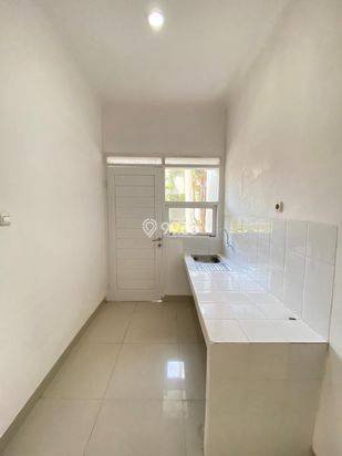 HARGA BAWAH PASAR rumah SIAP HUNI di buana ciwastra