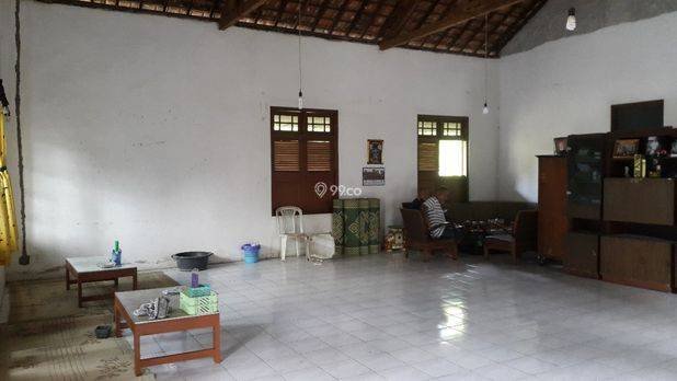 Rumah Salam. Sejuk, Luas dan Strategis