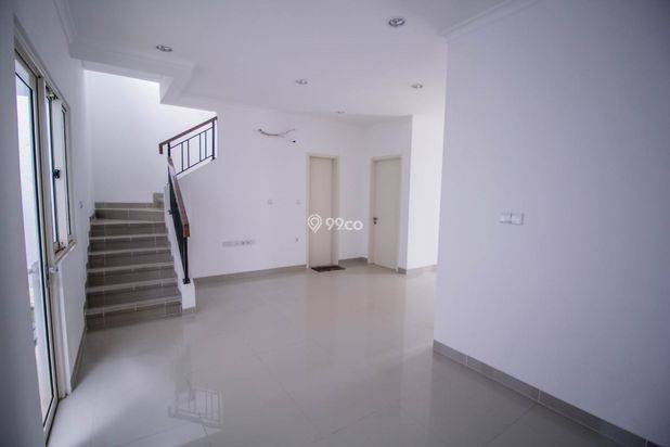 BAGUS, BARU, SIAP HUNI, RUMAH DI GADING SERPONG 