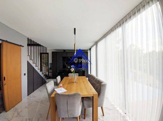 Dijual Rumah Villa Di Dago Bandung