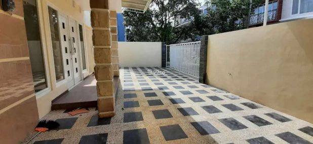 Di jual rumah di araya PBI blimbing kawasan elite di kota mala