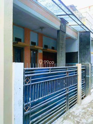 Rumah minimalis modern, masuk gang di tengah kota Bandung