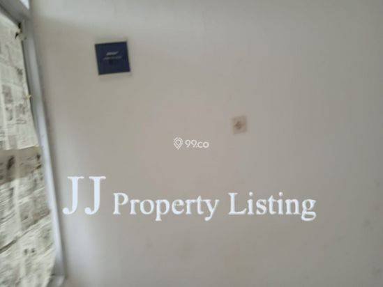 Dijual sebuah rumah strategis di daerah maja