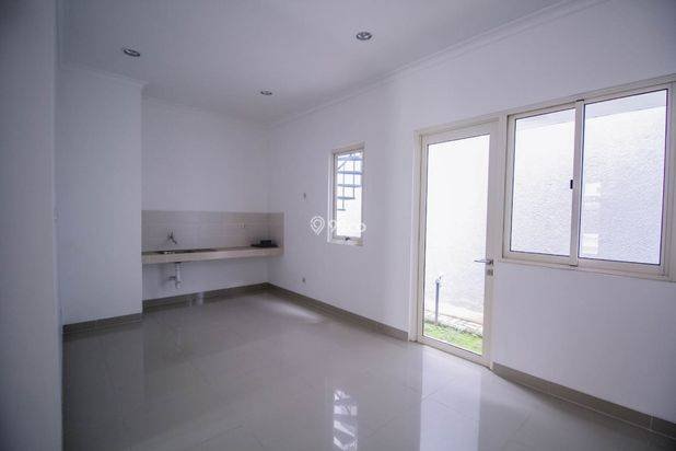 BAGUS, BARU, SIAP HUNI, RUMAH DI GADING SERPONG 