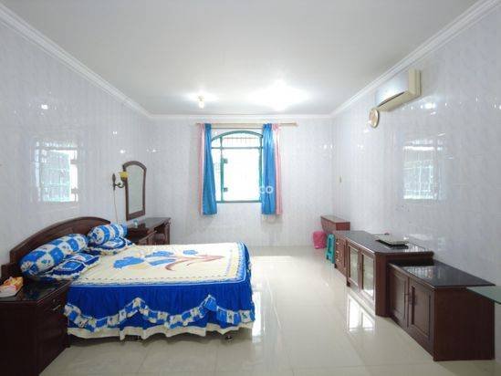 Ruko Gandeng di Jl. Mahayana ( Dekat Zainul Arifin )