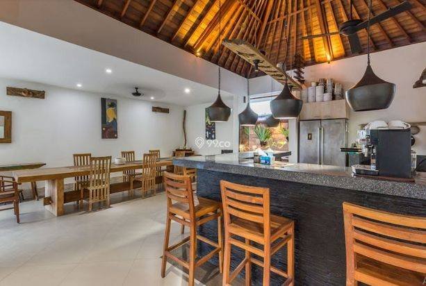 Villa menawan dengan 4 kamar tidur dengan sewa panjang di Kero