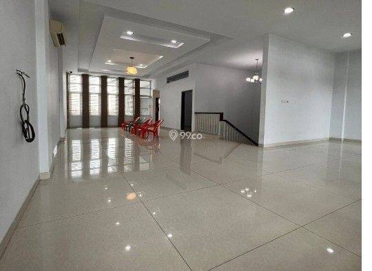 Villa Komplek Jati Mas