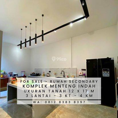 RUMAH MEWAH MURAH KOMPLEK MENTENG INDAH MEDAN DENAI - 3 LANTAI