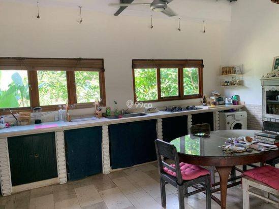 One Bedroom House In Heart Of Berawa Canggu