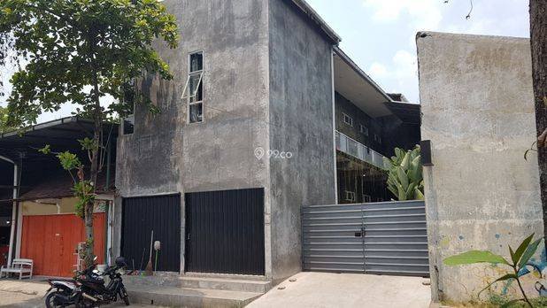 RUMAH KOST2AN MEWAH + RUKO 200 m2, SRAGEN KOTA, JAWA TENGAH