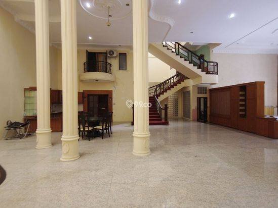 Villa di Komplek Malibu Indah
