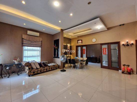 Villa Hook di Komplek Jati Residence ( Boulevard )