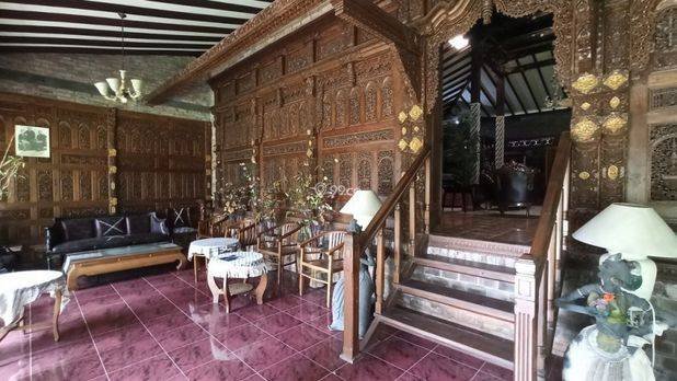 Rumah 2417 Jl Raya Kaliurang, Villa Joglo Kolam Renang Jakal 2