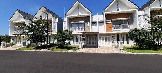 Rumah siao huni summarecon bandung