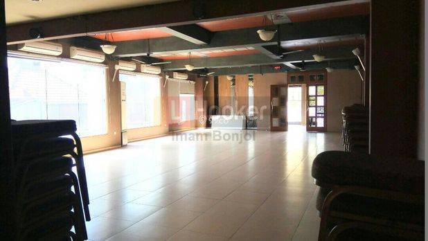 Sewa Rumah Cocok untuk Usaha Kantor MT. Haryono Semarang- 4774 Sewa Rumah Cocok untuk Usaha Kantor MT. Haryono Semarang- 4774