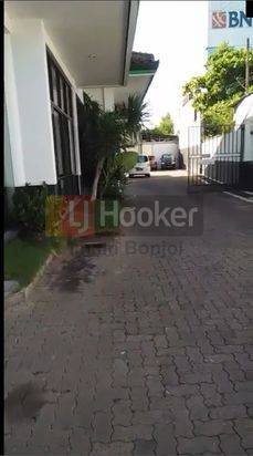 Jual Gedung Cocok Usaha di Jalan Protokol Semarang Barat -6245