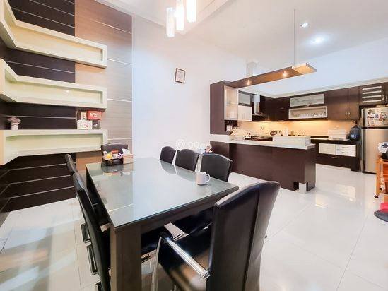 Villa di Komplek Cemara Asri